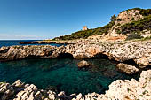Insenatura della costa di Santa Caterina, (Nard), localit di villeggiatura dal XIX secolo. Puglia, Salento.